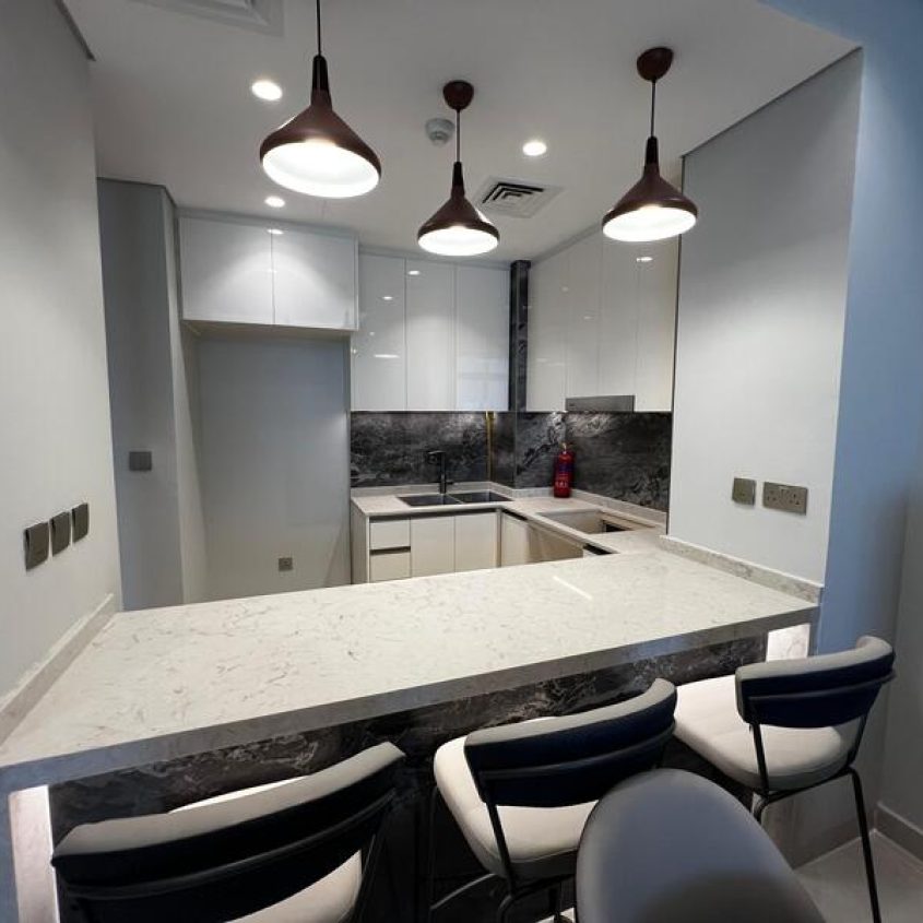 SPACIOUS 2BR | BRAND NEW | HIGH FLOOR – TIGER GROUP